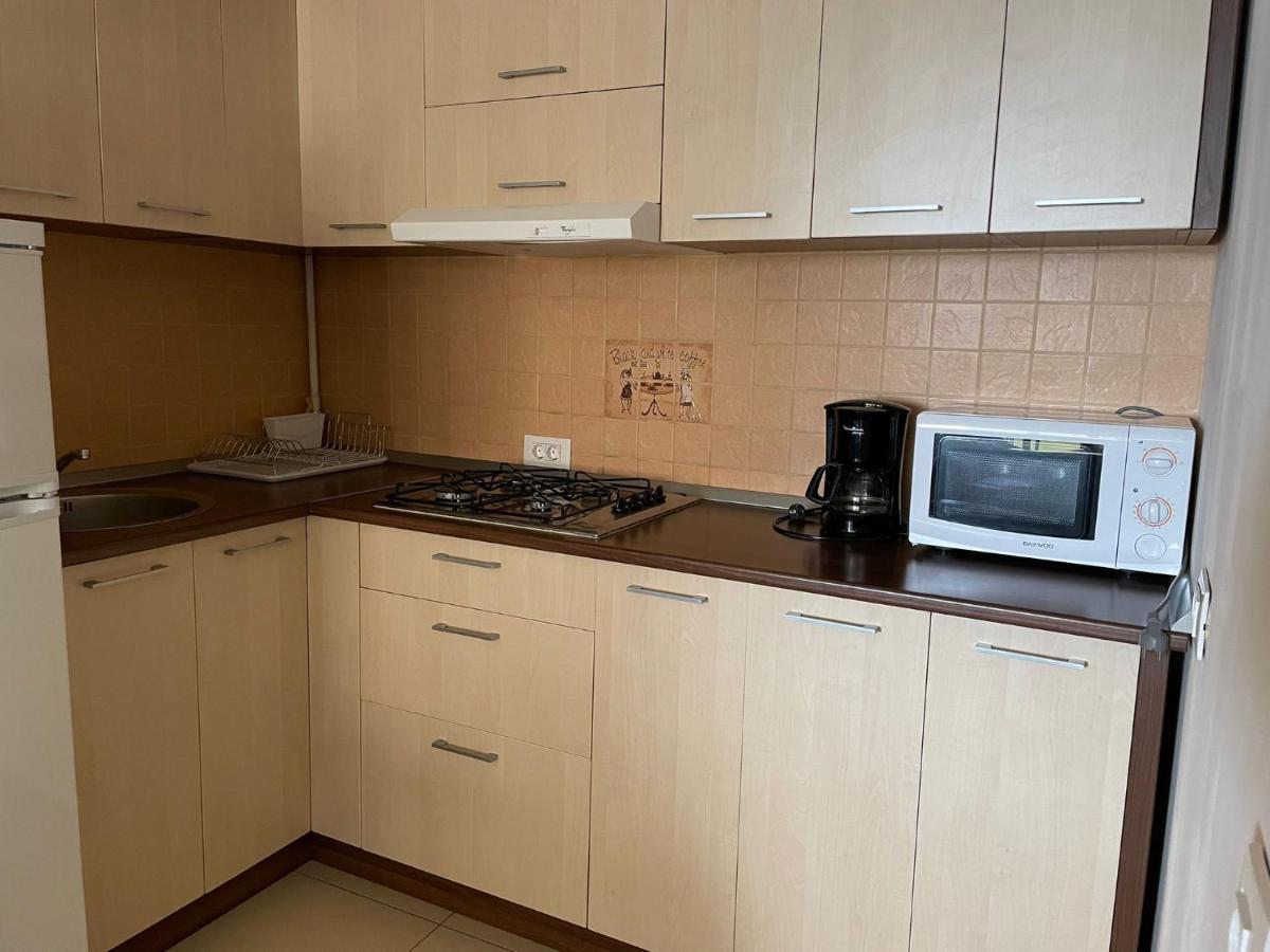 Sea Escape Apartment Мамая Экстерьер фото